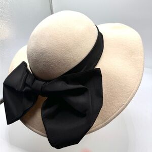 Vintage Designer Hat Black Large Bow Black Ivory Cream: Michael Howard